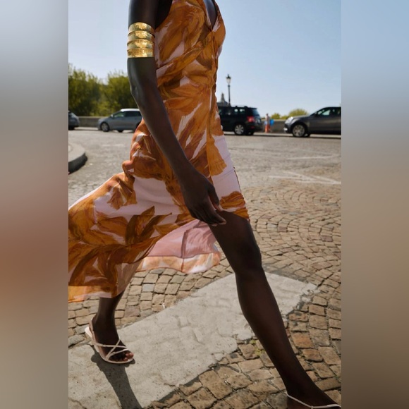 ZARA Printed Midi Dress - Picture 4 of 10